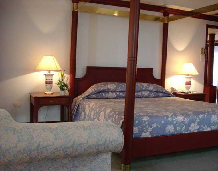 Grand Sole Pattaya Beach Hotel ภายนอก รูปภาพ