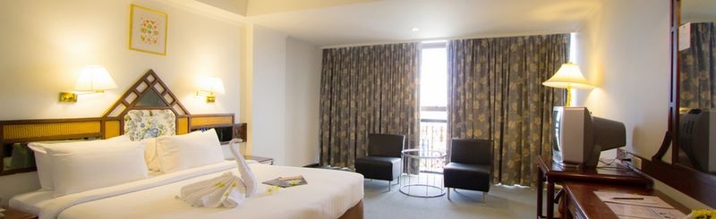 Grand Sole Pattaya Beach Hotel ภายนอก รูปภาพ