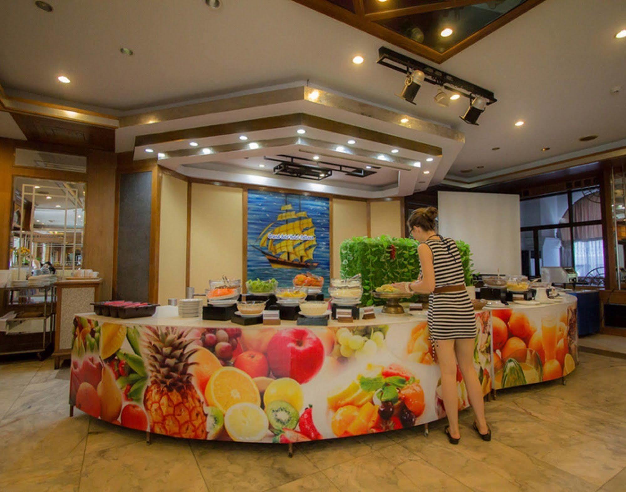 Grand Sole Pattaya Beach Hotel ภายนอก รูปภาพ