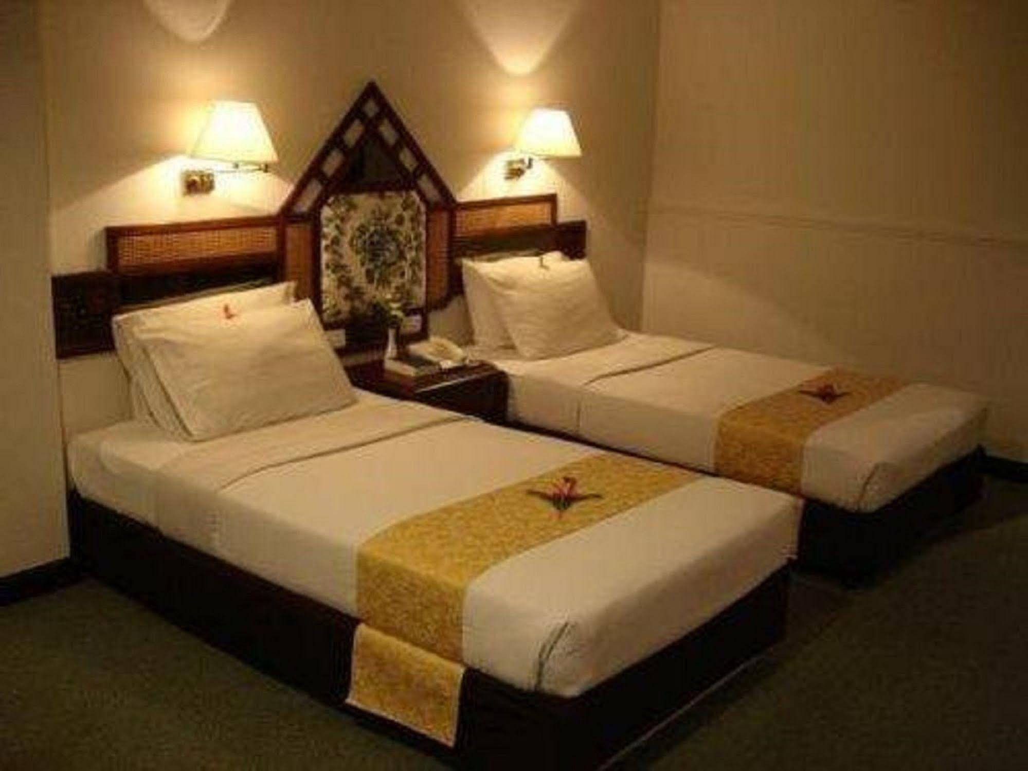 Grand Sole Pattaya Beach Hotel ภายนอก รูปภาพ